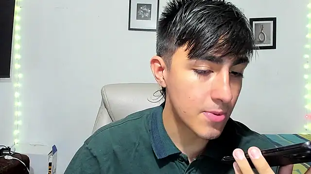 Snapshot of babymaik chatting on October 29, 2025, 8:21 pm babymaik online show from October 29, 2025, 8:21 pm