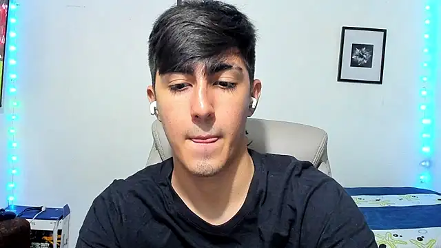 Snapshot of babymaik chatting on November 4, 2025, 9:14 pm babymaik online show from November 4, 2025, 9:14 pm