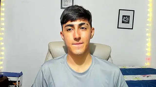 Snapshot of babymaik chatting on November 16, 2025, 5:13 am babymaik online show from November 16, 2025, 5:13 am