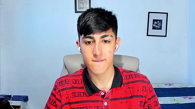 Snapshot of babymaik chatting on December 3, 2025, 2:15 pm babymaik online show from December 3, 2025, 2:15 pm