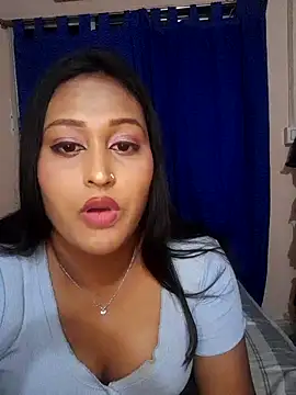 hotlovr online show from February 23, 2025, 9:48 pm