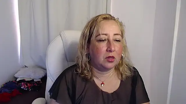 Mature 2025 online show from October 17, 2025, 4:31 pm