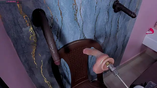 Snapshot of honey_sofii_ chatting on October 16, 2025, 12:39 pm honey sofii online show from October 16, 2025, 12:39 pm