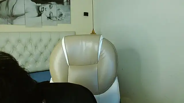 RyanKing19 online show from February 25, 2025, 4:53 pm