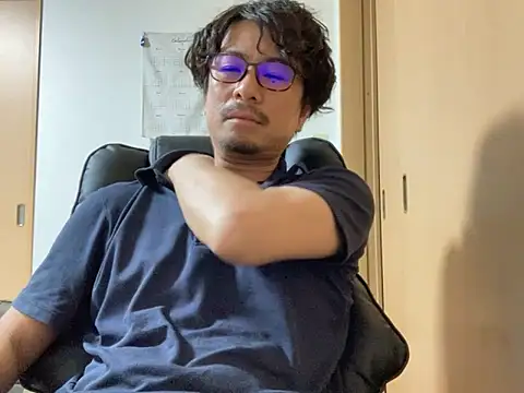 masato1115aa online show from September 30, 2025, 2:22 pm