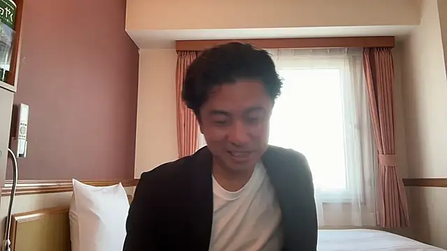 masato1115aa online show from May 11, 2026, 7:03 am