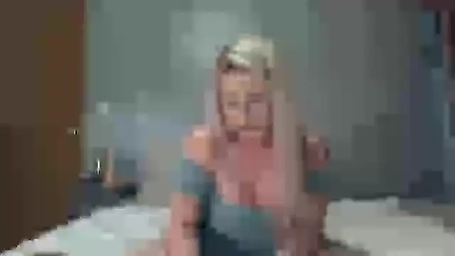 Snapshot of sexylilb17 chatting on February 22, 2025, 5:02 am sexylilb17 online show from February 22, 2025, 5:02 am