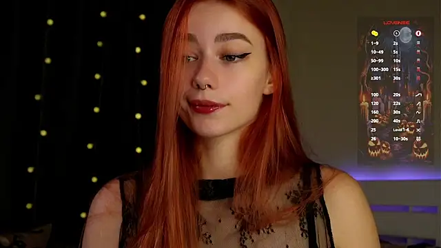 EmilaMills online show from November 1, 2025, 1:13 pm