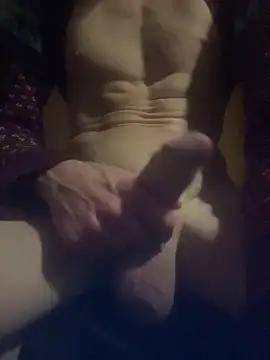 cazzone912025 online show from December 21, 2025, 6:15 pm