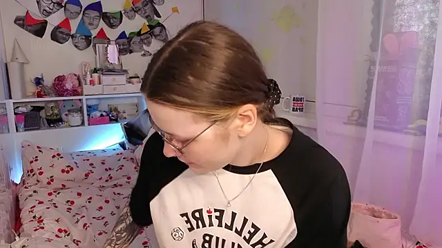 milliedoll online show from February 24, 2026, 10:13 am