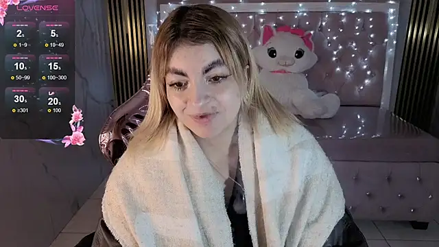 Snapshot of lili_conor_s chatting on November 14, 2025, 3:16 am lili conor s online show from November 14, 2025, 3:16 am