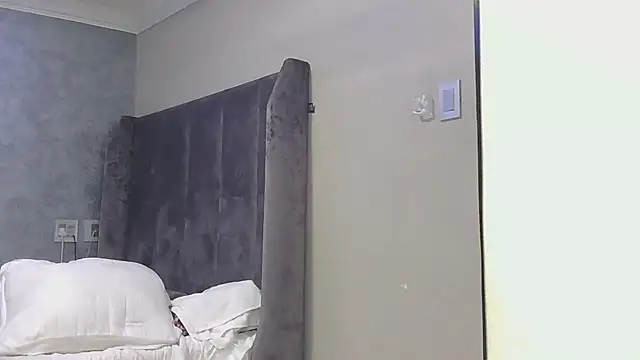 Justusual444 online show from September 18, 2025, 9:28 pm