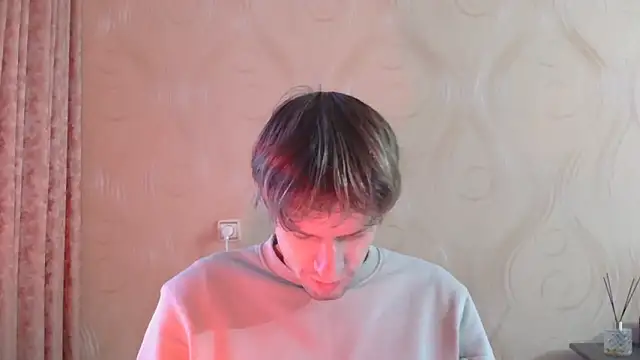 Snapshot of frama666 chatting on February 6, 2026, 2:53 pm frama666 online show from February 6, 2026, 2:53 pm