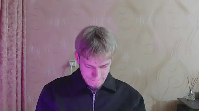 Snapshot of frama666 chatting on February 24, 2026, 10:30 pm frama666 online show from February 24, 2026, 10:30 pm