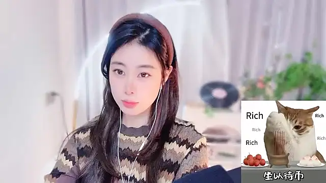 CC-777888 online show from April 29, 2026, 3:38 pm