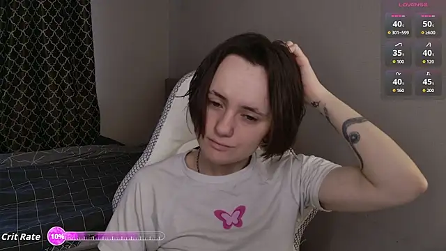 Luna Loveee online show from March 13, 2026, 3:46 am