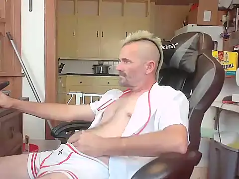 bigdozer25 online show from November 21, 2025, 8:51 pm