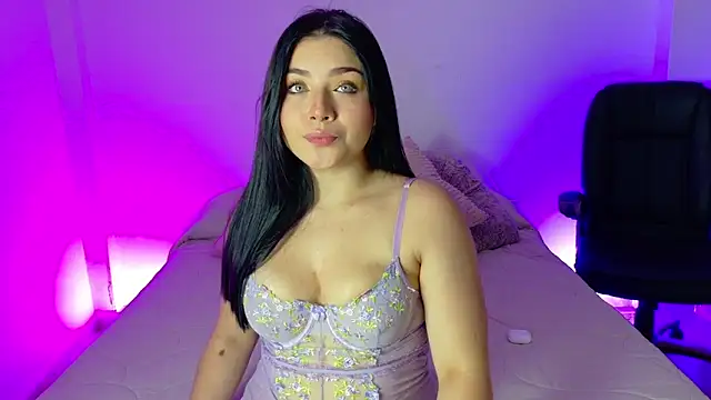 Snapshot of AliceDmarco chatting on September 10, 2025, 12:21 am AliceDmarco online show from September 10, 2025, 12:21 am