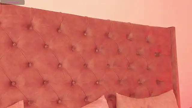 regina noctixx online show from November 24, 2025, 10:31 pm