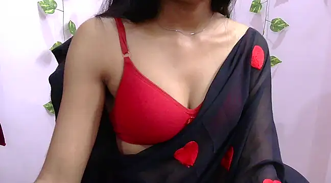 Snapshot of Cute_Pihu01 chatting on March 2, 2025, 1:36 am Cute Pihu01 online show from March 2, 2025, 1:36 am