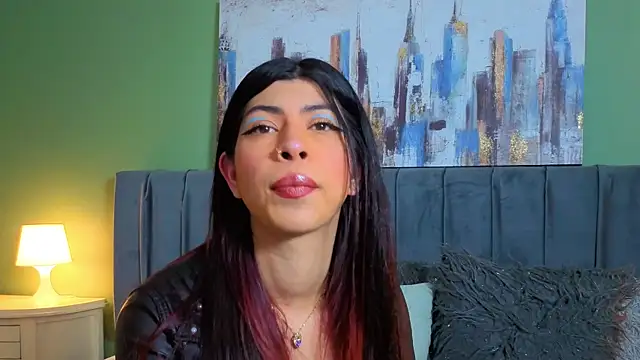 Snapshot of Cassie_bloom chatting on April 29, 2026, 3:43 am Cassie bloom online show from April 29, 2026, 3:43 am