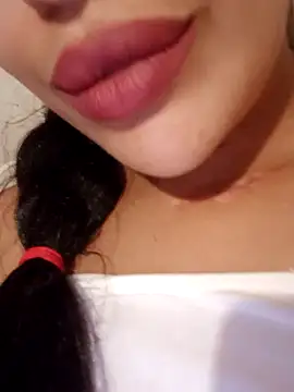 Sexlove1xo online show from November 8, 2025, 6:40 pm