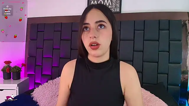 Lexi Howard  online show from October 24, 2025, 5:04 am