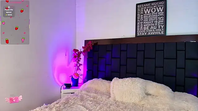 Lexi Howard  online show from January 14, 2026, 5:13 am