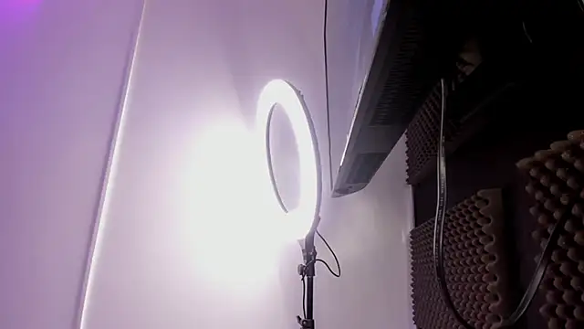 Snapshot of Anniie__Evans chatting on February 27, 2025, 8:31 pm Anniie  Evans online show from February 27, 2025, 8:31 pm