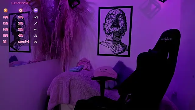 Snapshot of Anniie__Evans chatting on March 21, 2025, 2:07 pm Anniie  Evans online show from March 21, 2025, 2:07 pm