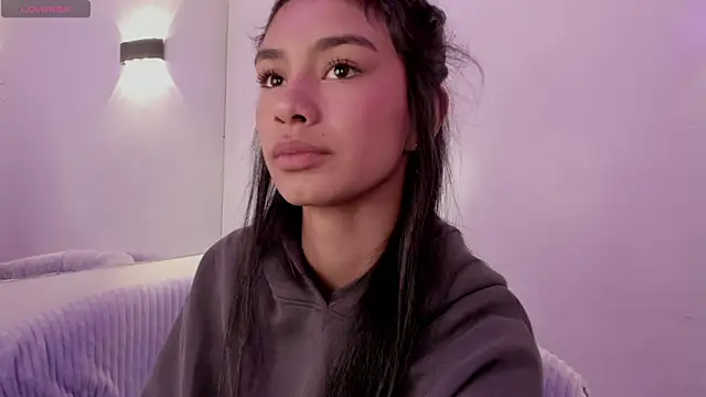 Snapshot of Anniie__Evans chatting on September 17, 2025, 3:03 pm Anniie  Evans online show from September 17, 2025, 3:03 pm