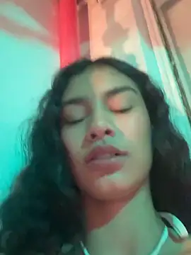 Snapshot of Anniie__Evans chatting on October 17, 2025, 6:32 pm Anniie  Evans online show from October 17, 2025, 6:32 pm