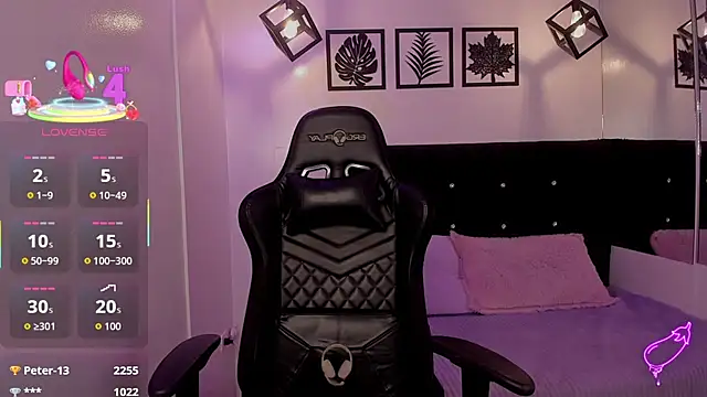 Snapshot of Anniie__Evans chatting on October 24, 2025, 3:19 pm Anniie  Evans online show from October 24, 2025, 3:19 pm