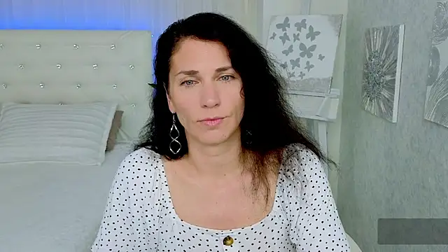 mylady xenia online show from June 25, 2026, 10:03 pm