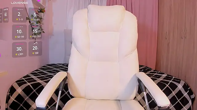 Snapshot of Emma_lorense22 chatting on September 25, 2025, 6:22 pm Emma lorense22 online show from September 25, 2025, 6:22 pm