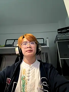 Anson0722 online show from October 11, 2025, 8:02 am