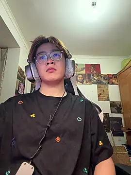 Anson0722 online show from April 23, 2026, 3:36 pm