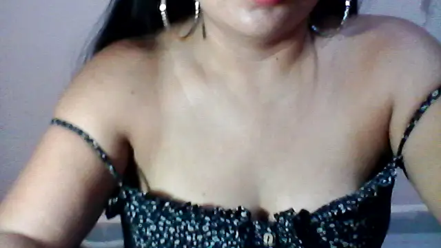 Snapshot of shashel5 chatting on April 28, 2026, 10:04 pm shashel5 online show from April 28, 2026, 10:04 pm
