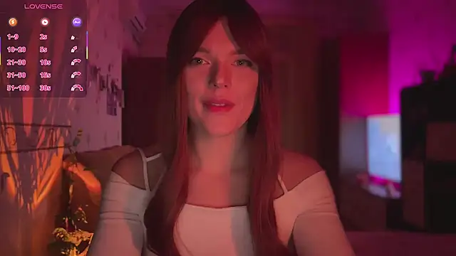 CherryRed Girl online show from February 4, 2026, 8:25 pm