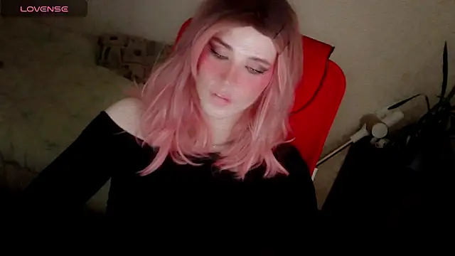 hellenspellman online show from November 18, 2025, 4:33 pm