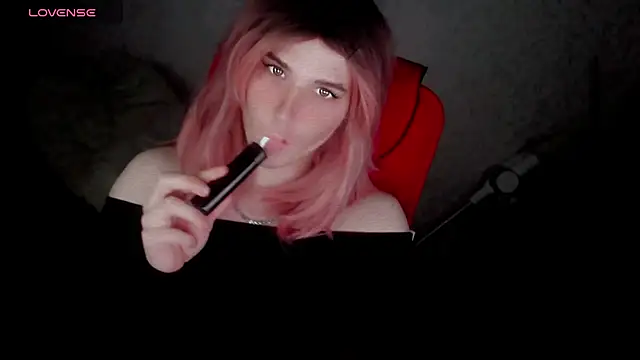 hellenspellman online show from November 28, 2025, 4:09 pm