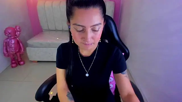 madhison klain s online show from December 16, 2025, 8:03 pm