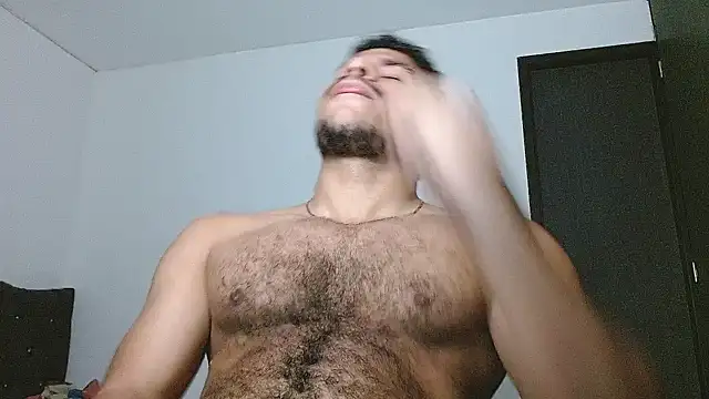 Javier Hot27 online show from February 2, 2026, 6:06 pm