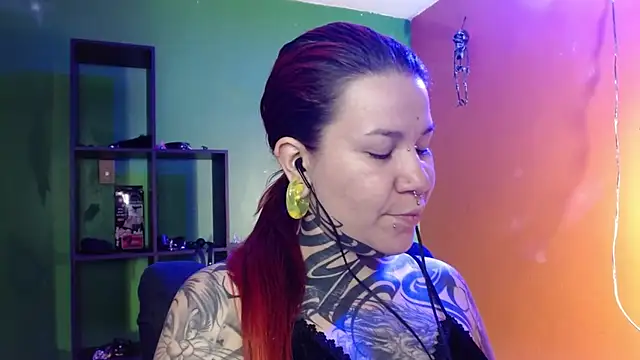 Pandora 9666 online show from April 9, 2026, 4:12 pm