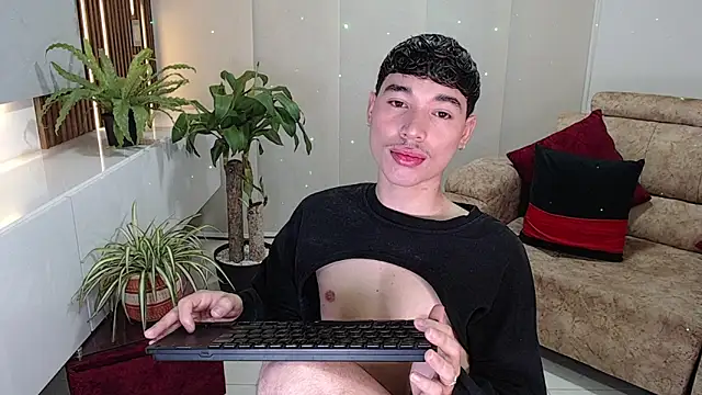 Snapshot of cod_dolll chatting on September 24, 2025, 11:30 pm cod dolll online show from September 24, 2025, 11:30 pm