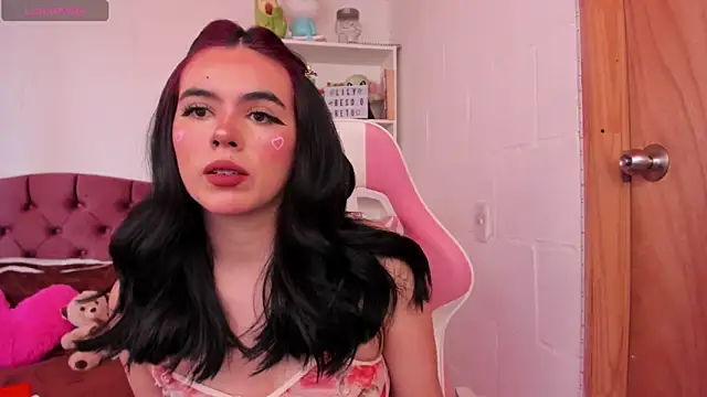 kit kat 10 online show from March 4, 2025, 8:49 pm