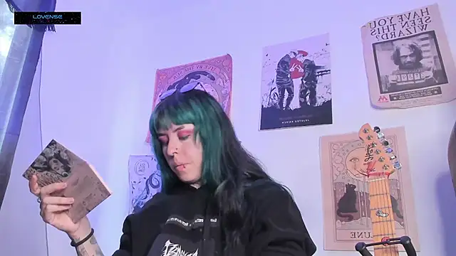 Snapshot of Hisato111 chatting on November 14, 2025, 2:49 pm Hisato111 online show from November 14, 2025, 2:49 pm