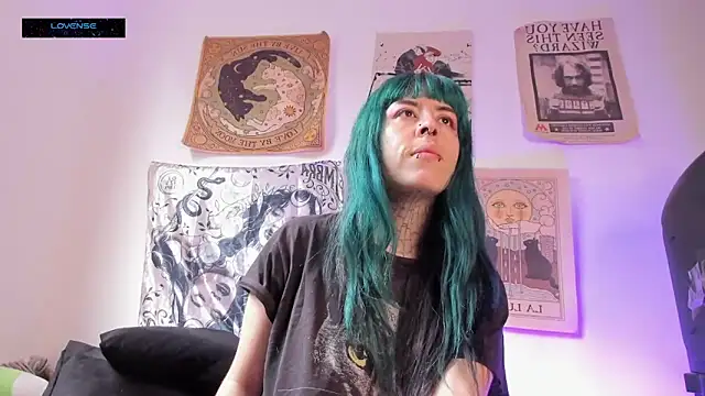 Snapshot of Hisato111 chatting on November 19, 2025, 12:49 pm Hisato111 online show from November 19, 2025, 12:49 pm