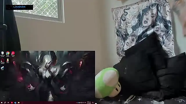 Hisato111 online show from December 21, 2025, 12:56 pm