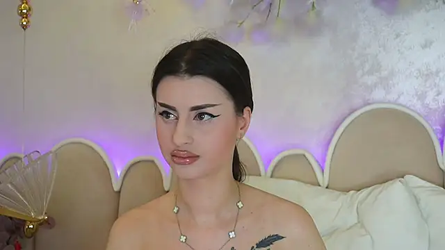 Alice Voss online show from June 5, 2026, 6:42 am